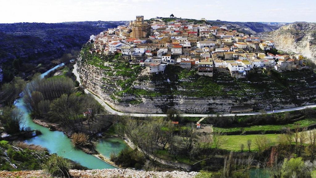 Un Pueblo De Albacete Para Reconectarse Con La Naturaleza