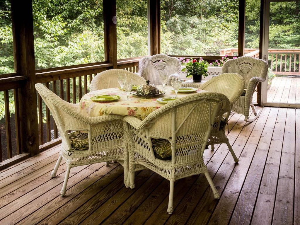 Porche O Pérgola: Esta Es La Mejor Opción Para Tu Jardín