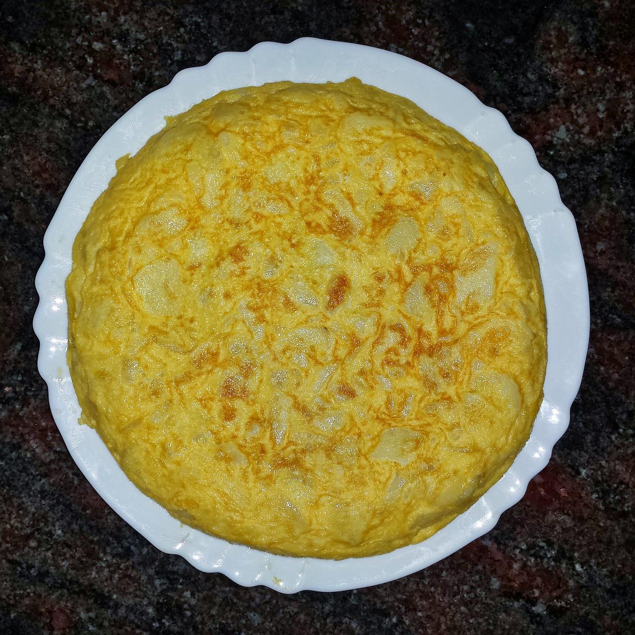 Tortilla de patatas cuándo echar la sal para que esté más sabrosa