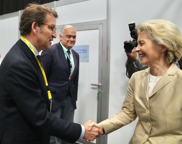 Feijóo se presenta como el «futuro inmediato» ante líderes europeos por la división del Gobierno de Sánchez