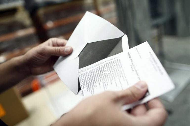 El CIS publica este jueves su encuesta preelectoral unas horas antes del arranque oficial de campaña