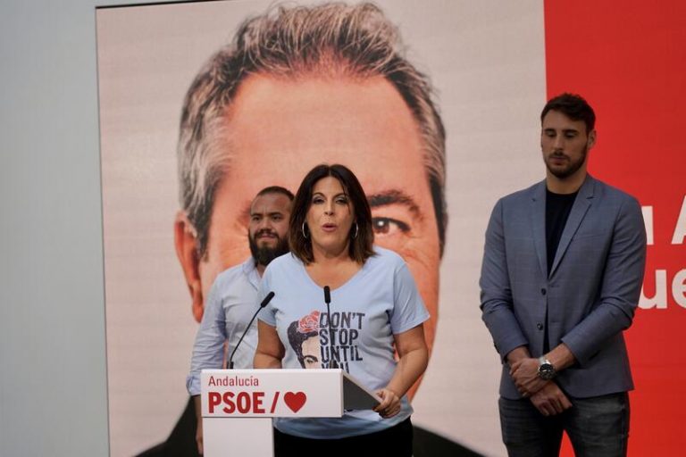 El PSOE acusa a los obispos de «hacer campaña» por el PP en las elecciones andaluzas