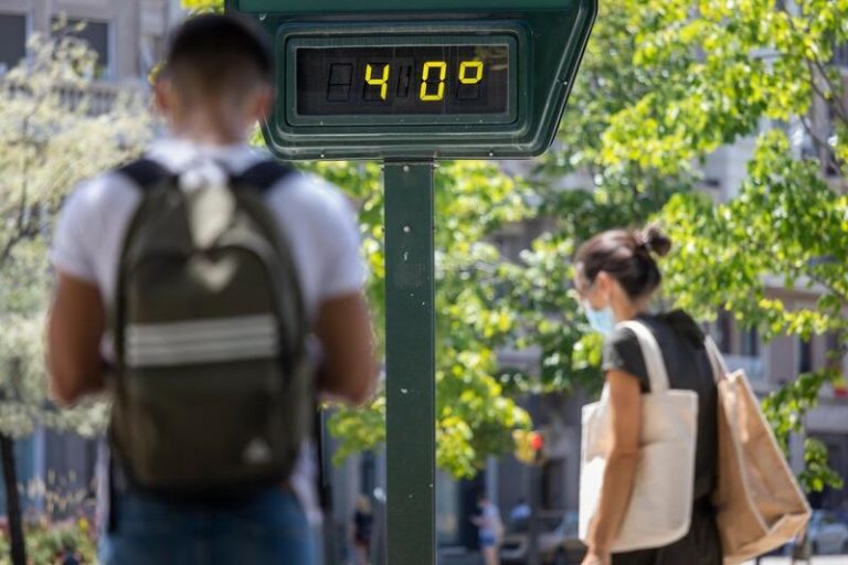 Aviso rojo en el norte de España por altas temperaturas. El tiempo del 18 de junio