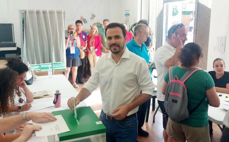 Alberto Garzón cree que puede haber sorpresa con la «movilización de la clase trabajadora»