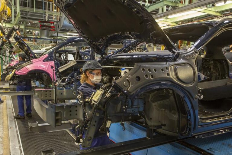 Ford garantiza el futuro de la fábrica de Almussafes con la plataforma de eléctricos