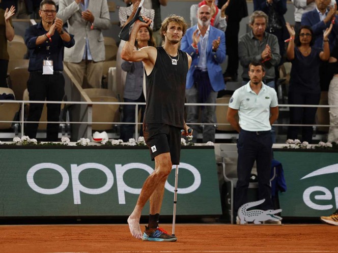 Alexander Zverev Salió En Muletas 