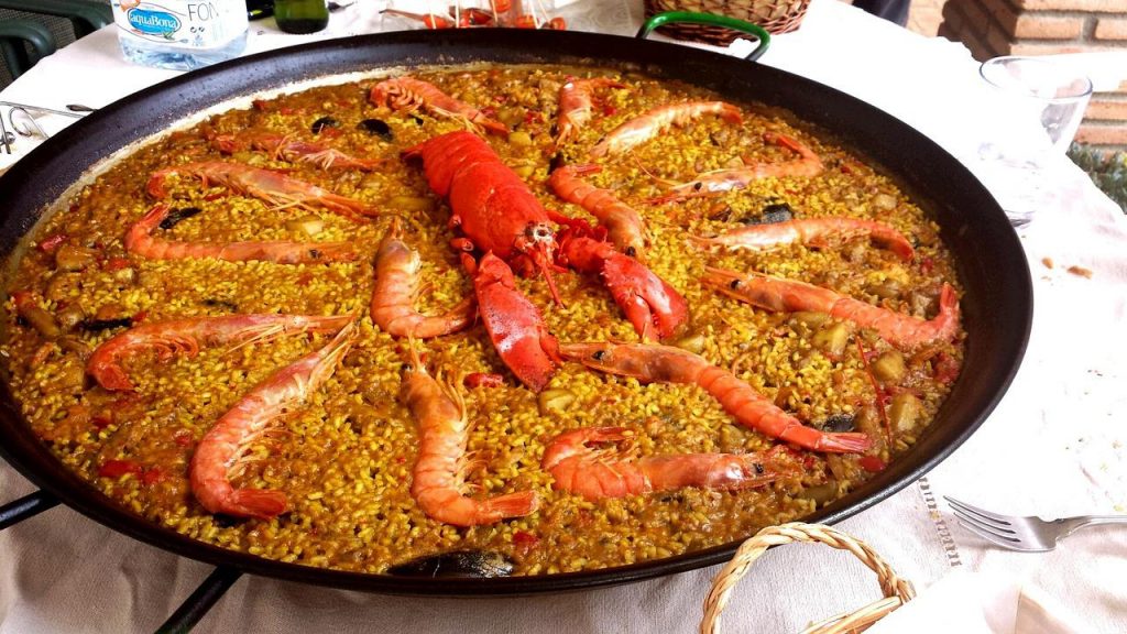 David Beckham Vence A Arguiñano Y Chicote Con Su Receta De Paella
