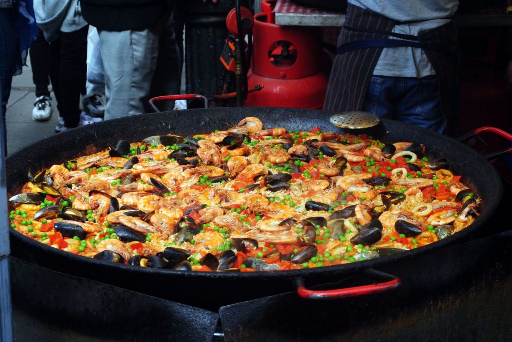 El chef José Andrés desvela sus trucos para conseguir una paella valenciana de 10