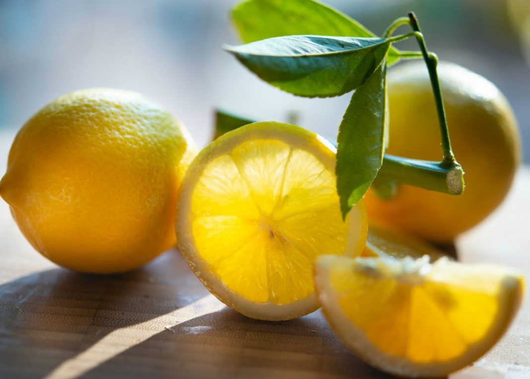 El truco para exprimir a fondo el limón