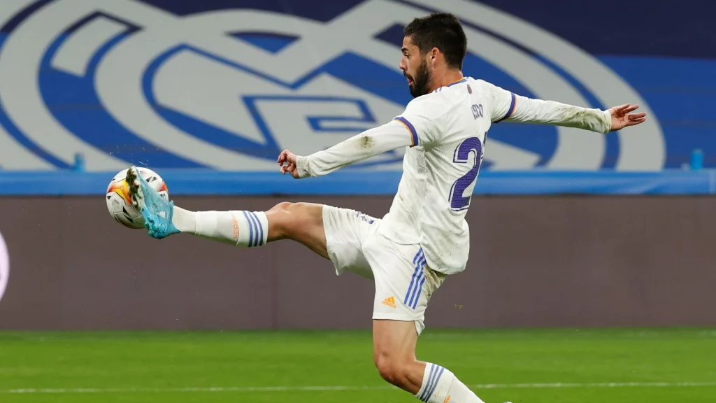 Isco fuera de los problemas del Santiago Bernabéu 