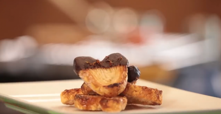 La receta de palmeritas de chocolate de Chicote que harás en 30 minutos