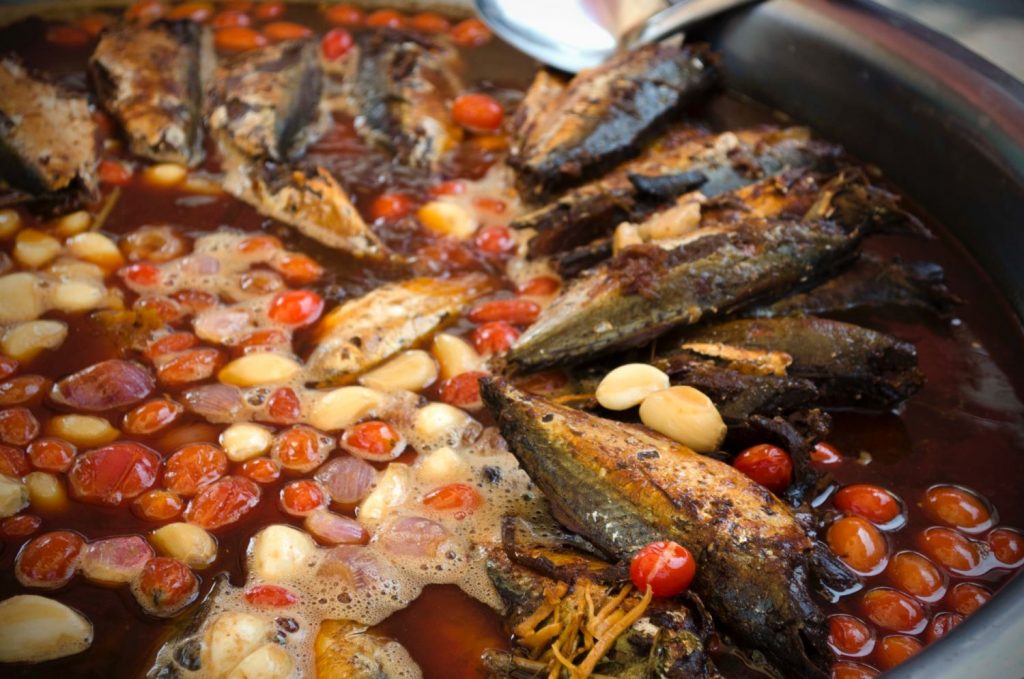 La Receta Que Se Hace Con Espinas De Pescado Para Aprovecharlo Todo