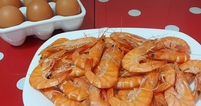 Patatas Con Langostinos: La Receta Marinera Para Entrar En Calor 