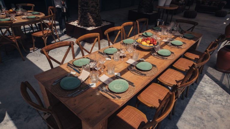 El Barco, el restaurante que rinde homenaje a las brasas en Ibiza