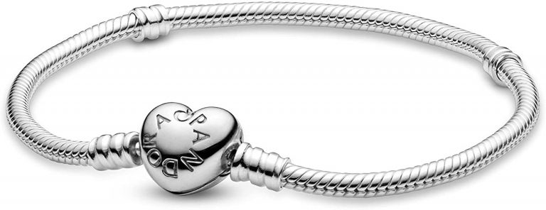 Estos collares de Pandora le van a dar más brillo a tu rostro en verano