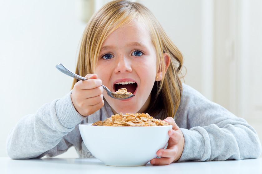 ¿Es Malo Desayunar Leche Con Cereales?