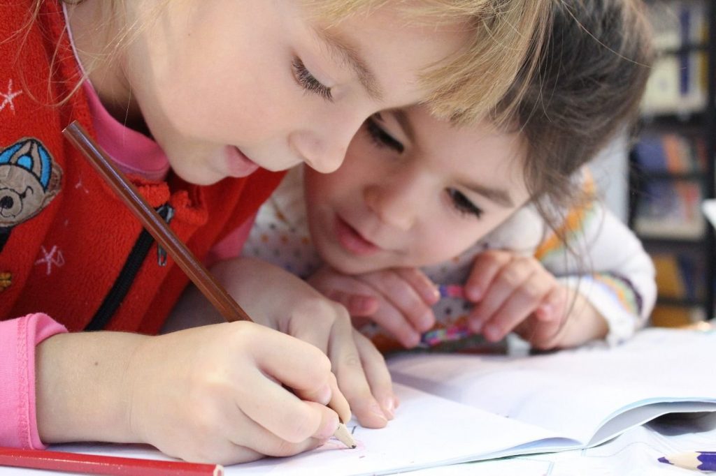 ¿Qué Debo Regalar A Nuestros Hijos Como Premio Por El Fin De Curso?