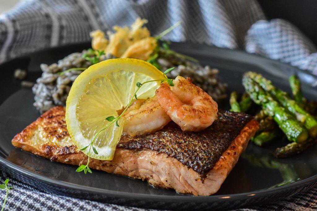 Salmon Al Vino Tinto El Espectacular Plato Que Gustara Aunque No Quieran Pescado1