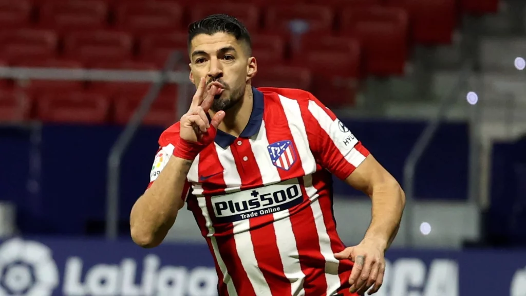 ¡Saca El Cepillo! La Limpieza De Simeone En El Atlético De Madrid 10 Se Supone Que El Movimiento Más Grande Era El De Luis Suárez