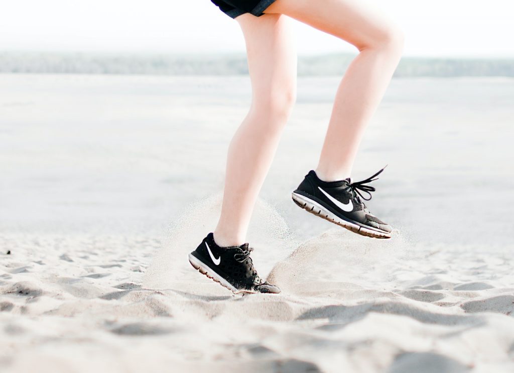 Todo El Mundo Opta Por Unas Zapatillas Para Hacer Ejercicio 