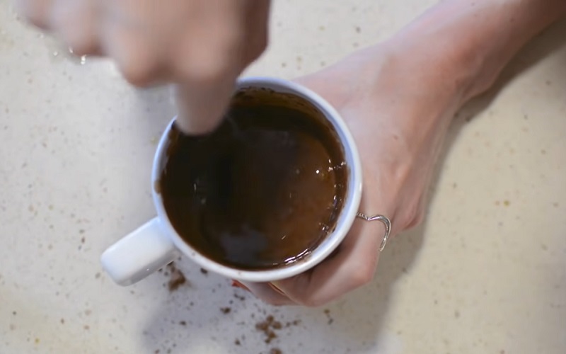 Cómo hacer un bizcocho de chocolate en el microondas en dos minutos