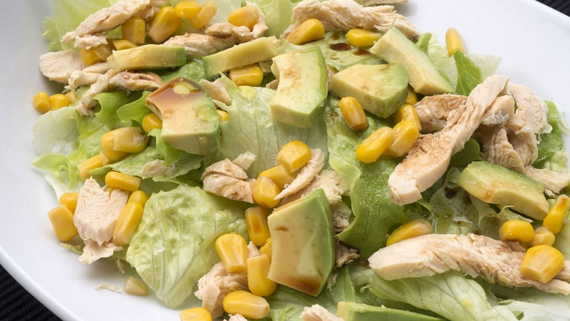 Ensaladas De Pollo Diferentes Para No Caer En La Rutina Este Verano