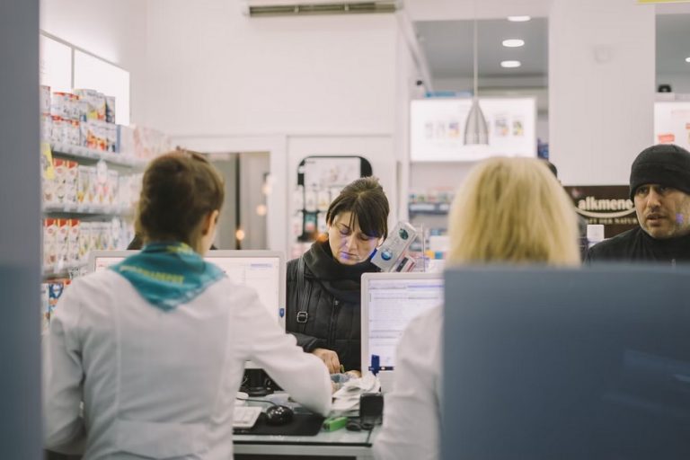 La importancia de la formación continua en la oficina de farmacia