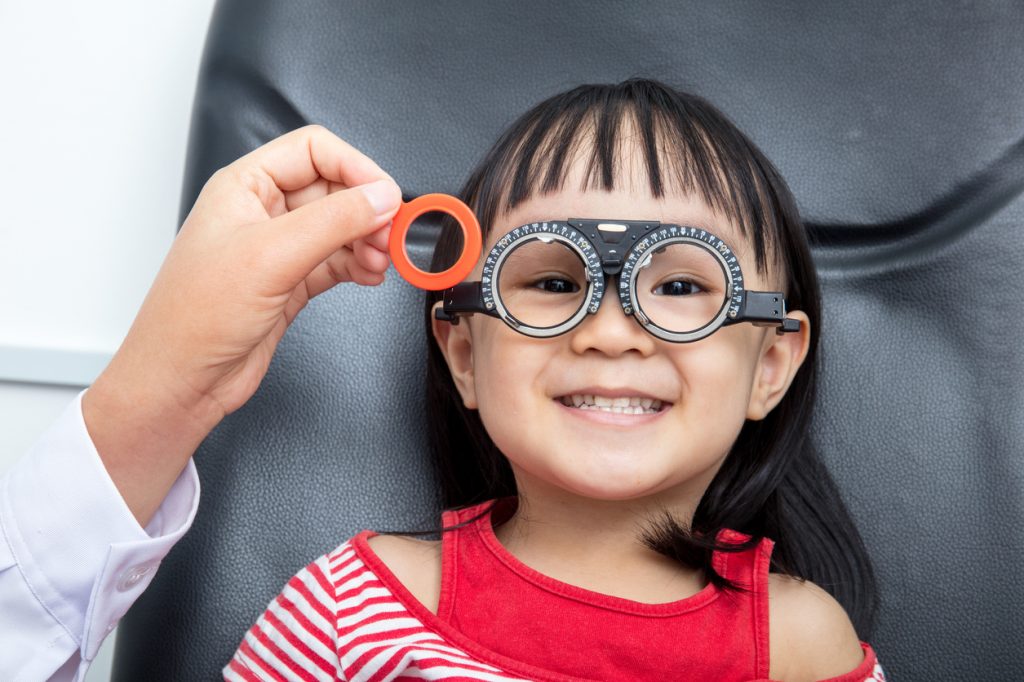 La Miopía Afecta Tanto A Niños Como Adultos