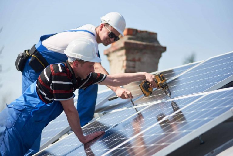 Ahorrar en el gasto de energía es posible gracias a las soluciones que ofrece Projectum.es