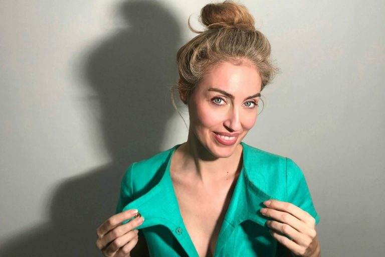 Ascenso al panorama nacional del programa DEMODA TV, presentado por la influencer cultural Miriam Victòria