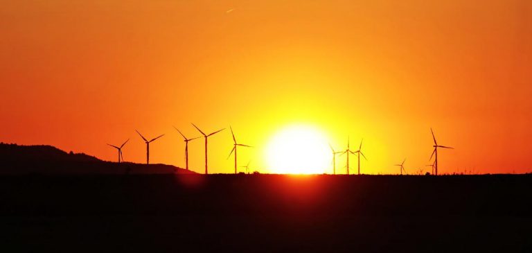 Cómo ahorrar dinero con el aire acondicionado, según la ciencia