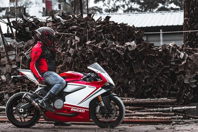 Todos tus artículos Ducati los encuentras aquí
