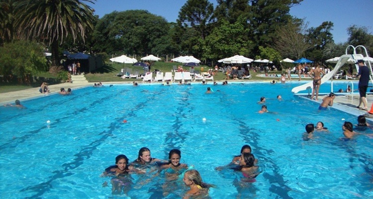Piscinas Públicas Verano España