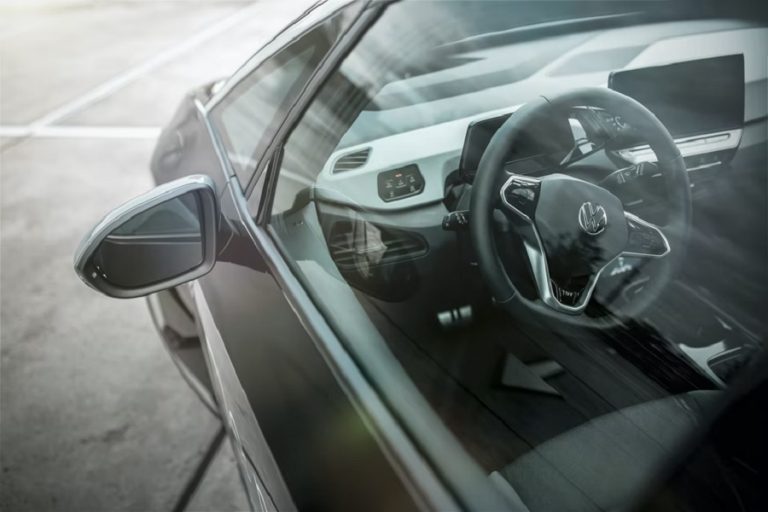 Cómo cambiar la titularidad del coche online y rápidamente