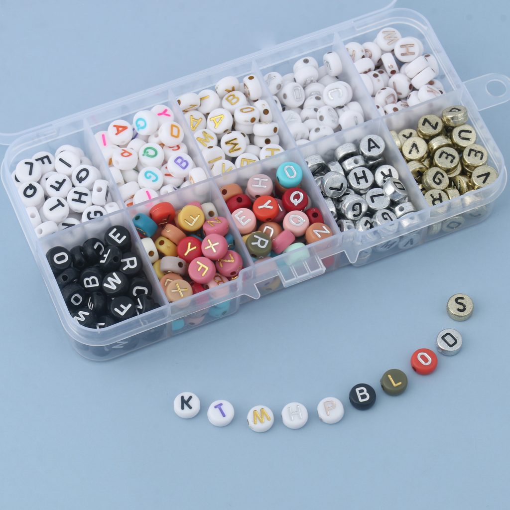 Kits para hacer pulseras y colgantes de móvil por menos de 5 euros en Aliexpress