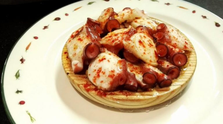 Los mejores restaurantes para comer pulpo a la gallega sin salir de Madrid 