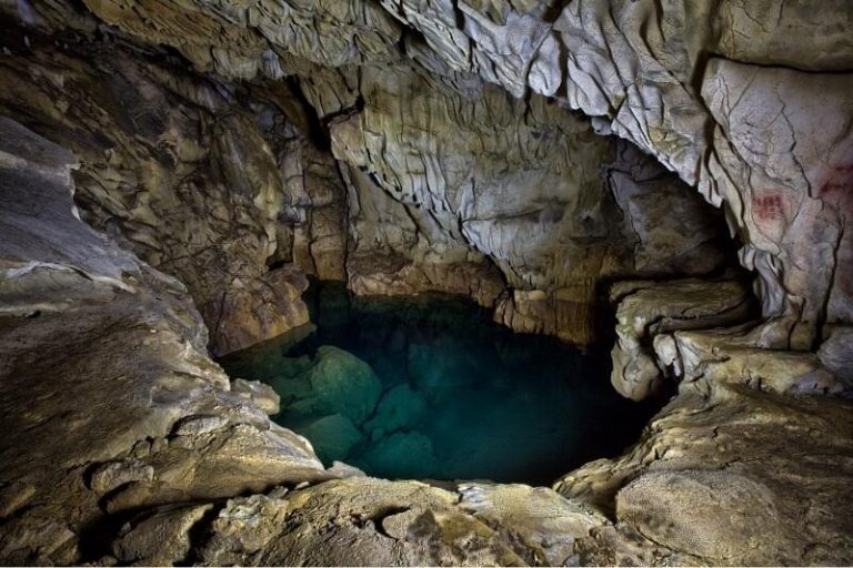 Visitas gratuitas a cuevas prehistóricas en Cantabria para conmemorar el Día del Arte Rupestre