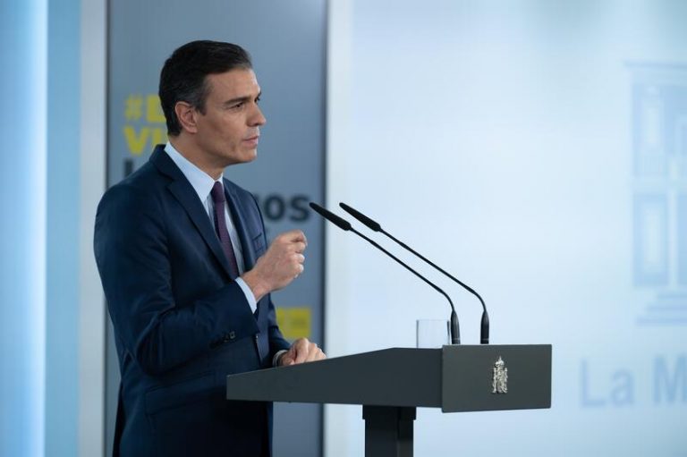 El Gobierno concede la Gran Cruz de Mérito Civil a sanitarios fallecidos que pelearon contra el Covid-19