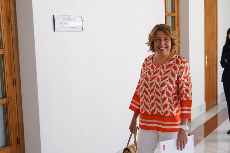 Susana Díaz defiende la «honestidad e integridad» de Chaves y Griñán