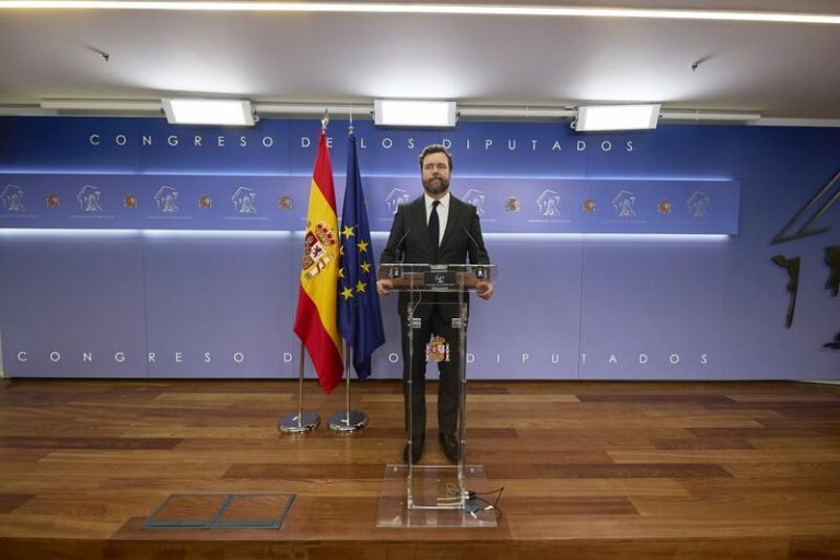 Vox cree que el PSOE, «campeón de Europa en corrupción», debe pedir perdón por los ERE y devolver el dinero