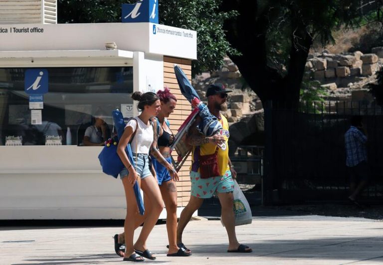 Julio se despide con tormentas y un respiro térmico pero dará el relevo a un nuevo episodio de calor intenso en agosto
