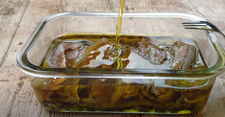 Anchoas En Salazón, La Alternativa A Las De Vinagre Que Son Más Fáciles De Hacer
