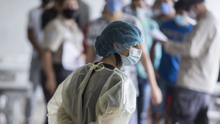 Coriza: así es el nuevo síntoma que te avisa de que tienes Covid