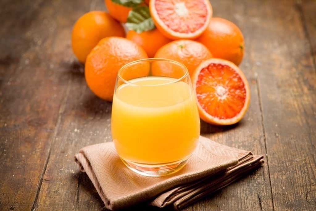 ¿Qué es lo que ha ocurrido con el zumo de naranja con el paso del tiempo?