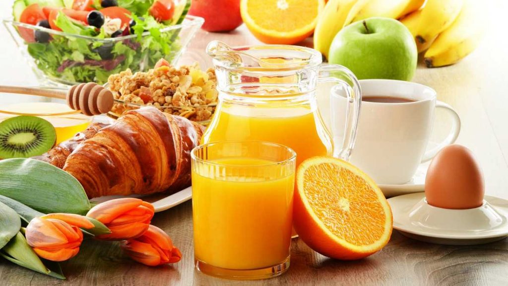 Primera Verdad: El zumo de naranja natural contiene vitamina C