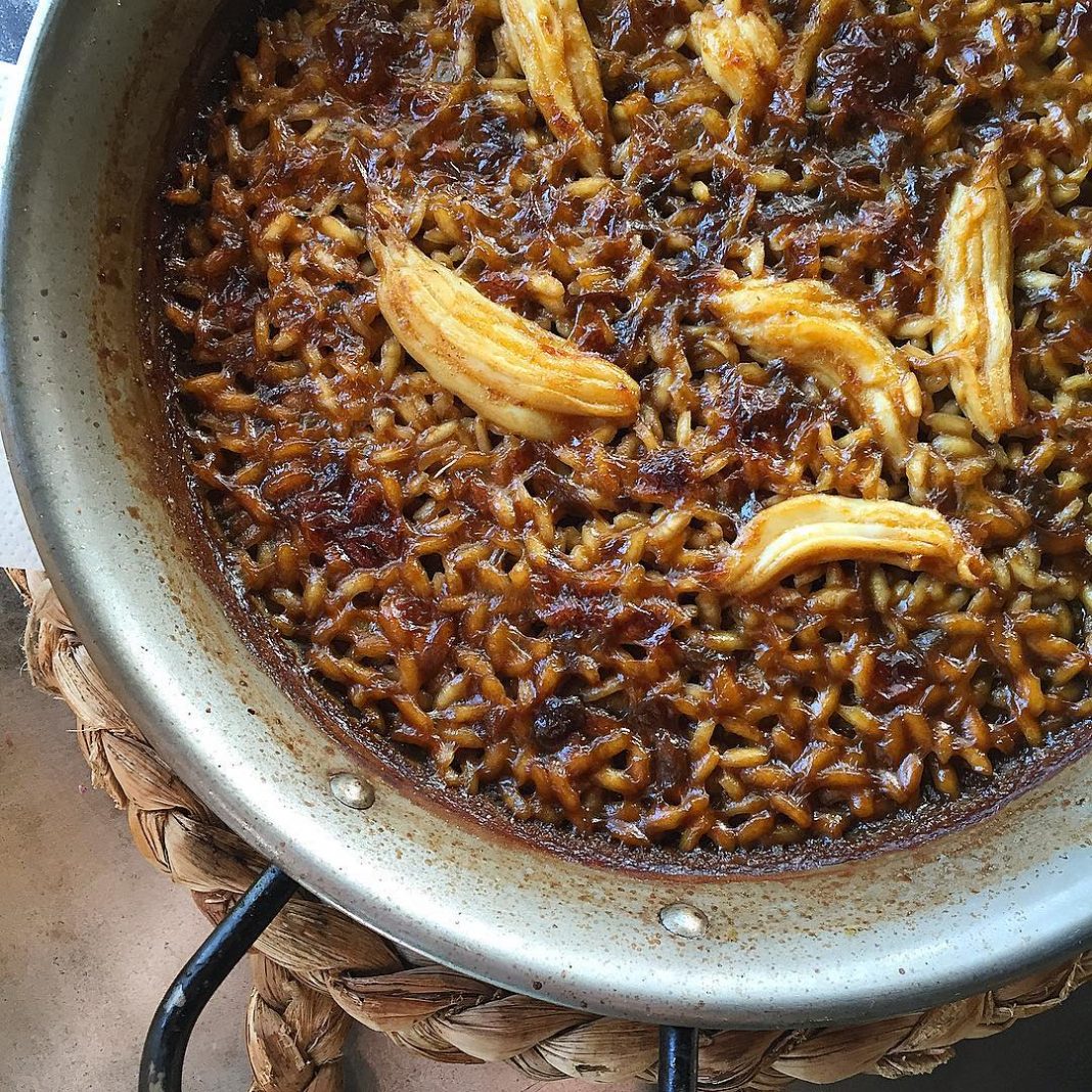 El arroz seco de chef con dos estrellas Michelin que triunfa en Madrid