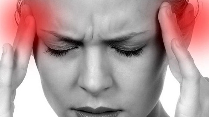 ¿Cuándo acudir al médico por dolores de cabeza levantarse?