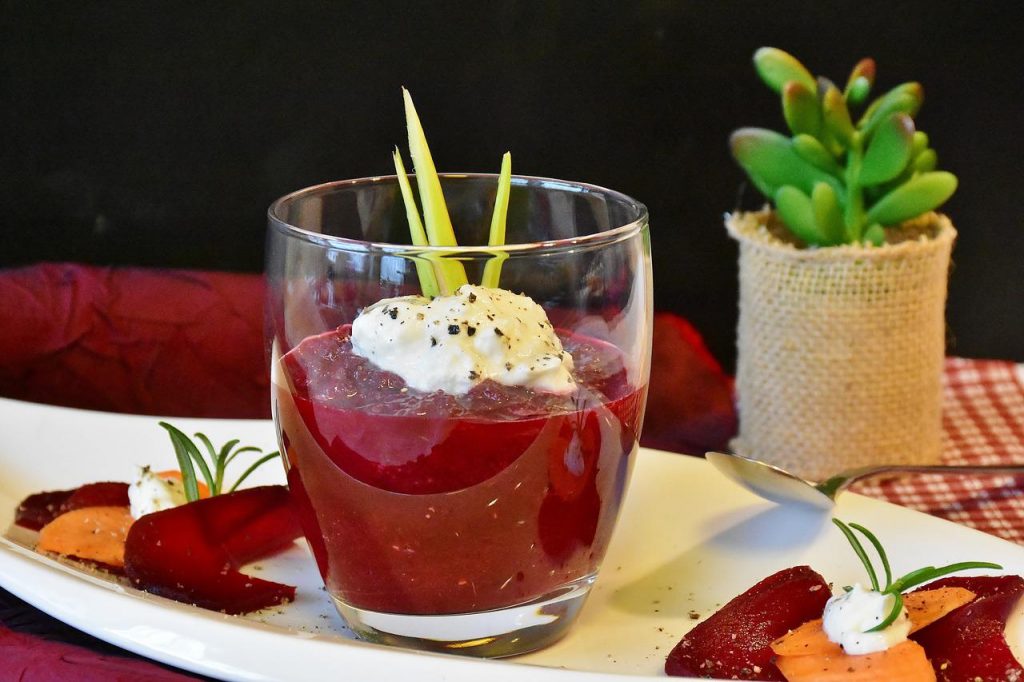 Gazpacho Así Lo Prepara Pepe, Jordi Y Samantha, Los Jueces De Masterchef
