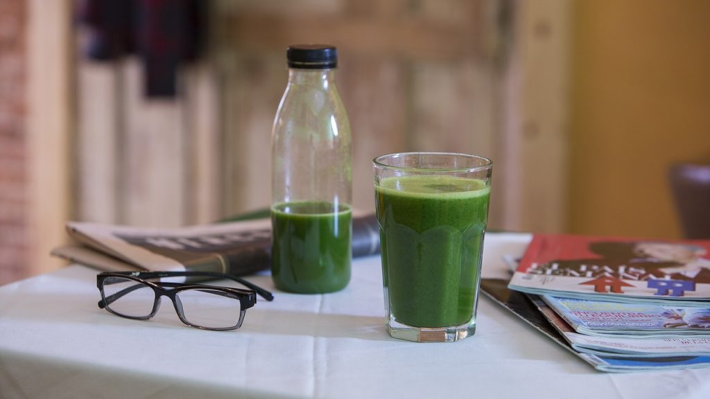 Gazpacho Así Lo Prepara Pepe, Jordi Y Samantha, Los Jueces De Masterchef