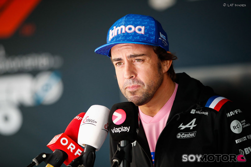 Gestos De Indiferencia Hacia Fernando Alonso 